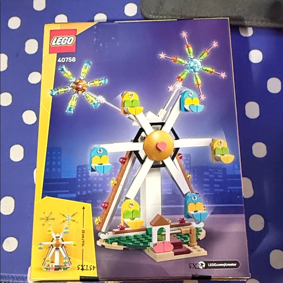 LEGO Creator Celebration Ferris Wheel Set - Yellow, Blue, White - Picture 3 of 3